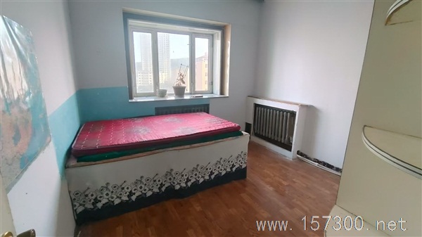 新青小區(qū)七樓