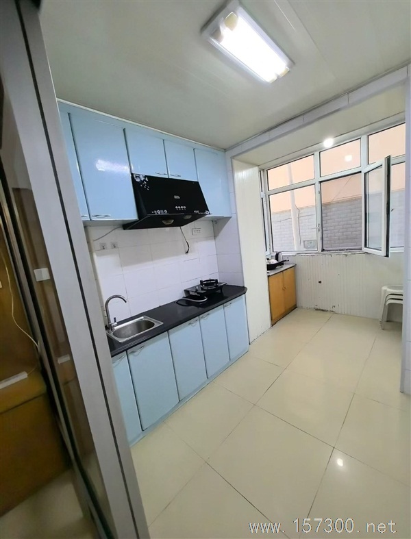 大學(xué)學(xué)區(qū)二樓