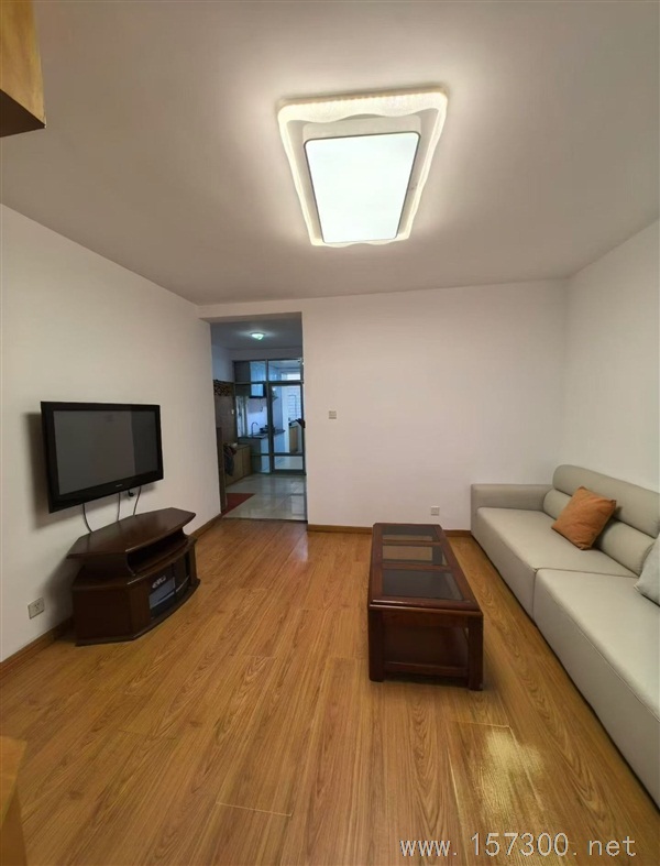 大學(xué)學(xué)區(qū)二樓