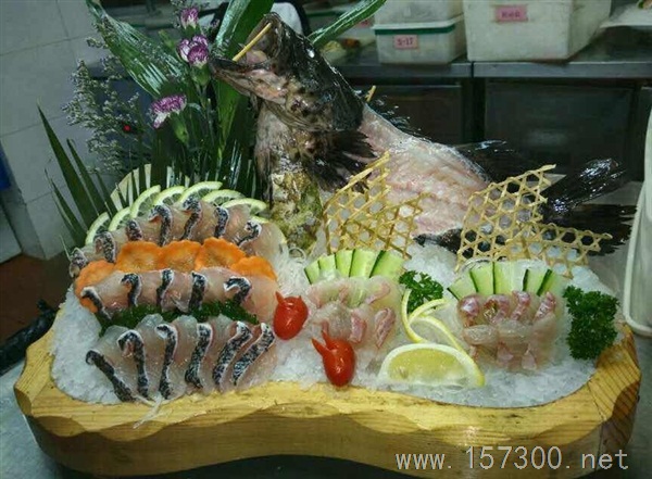 火鍋刨肉海鮮姿造