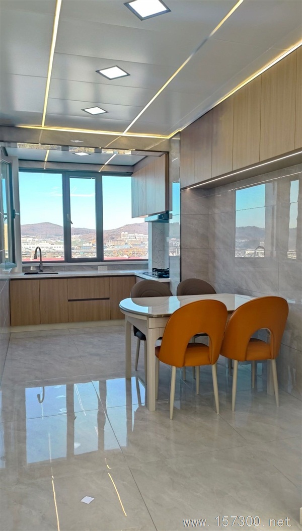 電梯樓東方春天出售